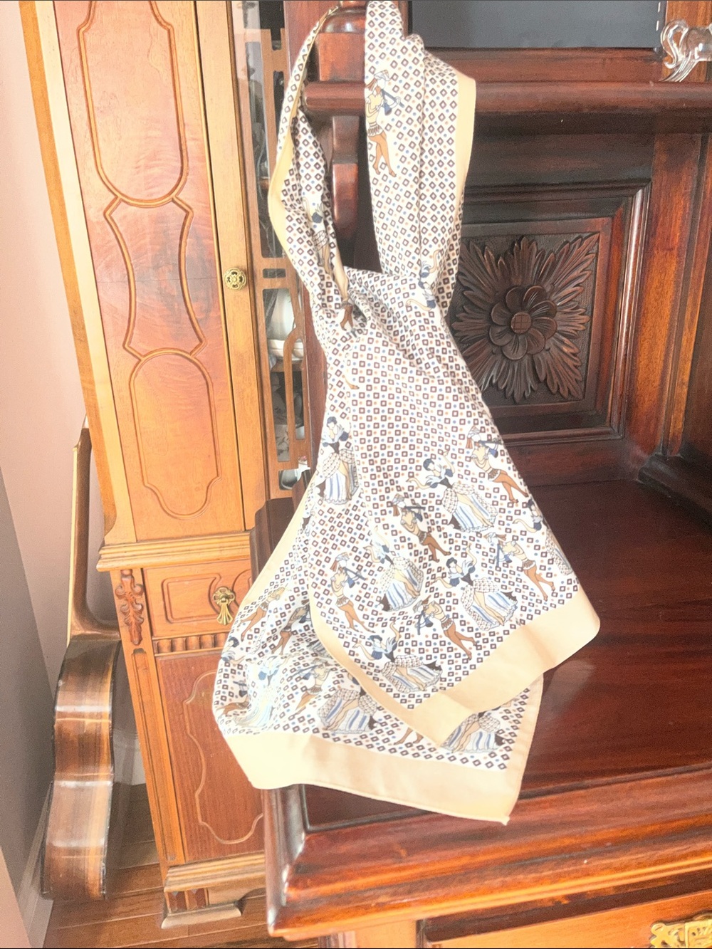 Vintage 80’s Victorian-Inspired Print Scarf - Beige and Navy